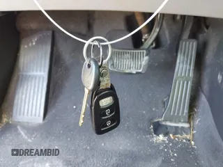 2014 Hyundai Elantra z VIN KMHDH6AH1EU025261, wystawiony jako IAAI lot #42021543 z przebiegiem 147 812 mil mil oraz . Historia ofert i sprzedaży dostępna na DreamBid. Obrazek 11.