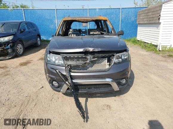 2017 Dodge Journey Crossroad Plus с VIN 3C4PDCGGXHT643803, выставлен на аукционе Copart как лот 59694835 с пробегом Не указан миль и На запчасти • Non repairable. История ставок и продаж доступна на DreamBid. Изображение 5.
