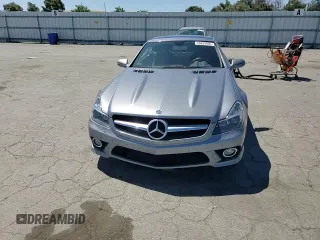 2011 Mercedes-Benz SL 550 z VIN WDBSK7BA8BF161437, wystawiony jako Copart lot #58439805 z przebiegiem 110 606 mil mil oraz Szkoda całkowita • Salvage title. Historia ofert i sprzedaży dostępna na DreamBid. Obrazek 13.