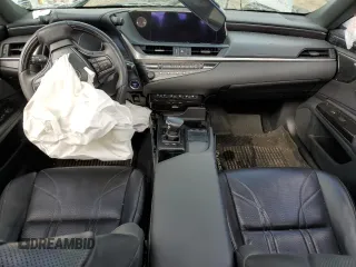 2019 Lexus ES 300h с VIN 58AB21B18KU001332, выставлен на аукционе Copart как лот 57585195 с пробегом Не указан миль и Чистый • Clean title. История ставок и продаж доступна на DreamBid. Изображение 8.