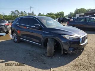 2019 Infiniti QX50 LUXE with VIN 3PCAJ5M1XKF137405, listed as a Copart auction lot 51800765 with 67,585 mi miles and Salvage Title. Bid and sale history available at carsss.com. Image 4.