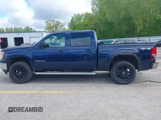 2009 GMC Sierra 1500 z VIN 2GTEK33Y391100131, wystawiony jako IAAI lot #42292487 z przebiegiem 197 968 mil mil oraz . Historia ofert i sprzedaży dostępna na DreamBid. Obrazek 14.
