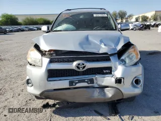 2010 Toyota RAV4 Limited z VIN 2T3DK4DV1AW019615, wystawiony jako Copart lot #55572924 z przebiegiem 160 025 mil mil oraz Szkoda całkowita • Salvage title. Historia ofert i sprzedaży dostępna na DreamBid. Obrazek 5.