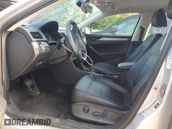 2015 Volkswagen Passat Wolfsburg Edition with VIN 1VWAT7A38FC076440, listed as a Copart auction lot 63204385 with 86,831 mi miles and Salvage title. Bid and sale history available at DreamBid. Image 7.