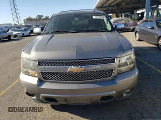 2007 Chevrolet Suburban LT with VIN 1GNFK16387J404445, listed as a Copart auction lot 73716864 with 182,417 mi miles and Salvage Title. Bid and sale history available at carsss.com. Image 5.