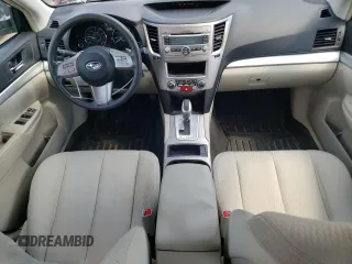 2011 Subaru Outback 2.5i z VIN 4S4BRCAC4B3434489, wystawiony jako Copart lot #55626995 z przebiegiem 69 308 mil mil oraz Szkody całkowita. Historia ofert i sprzedaży dostępna na DreamBid. Obrazek 8.