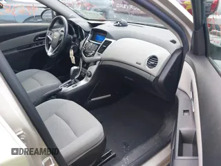 2014 Chevrolet Cruze 1LT with VIN 1G1PC5SB5E7174588, listed as a IAAI auction lot 42638357 with 89,813 mi miles and . Bid and sale history available at DreamBid. Image 5.