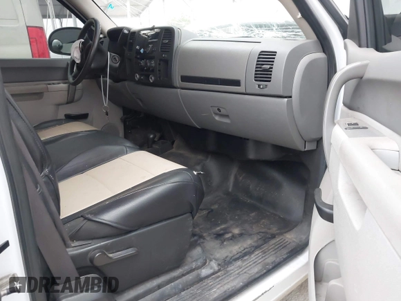 2011 Chevrolet Silverado 1500 Work Truck with VIN 1GCRKPEA4BZ243935, listed as a IAAI auction lot 42174670 with 118,917 mi miles and . Bid and sale history available at DreamBid. Image 5.