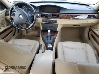 2006 BMW 3 Series 325xi z VIN WBAVD13596KV06590, wystawiony jako Copart lot #52387105 z przebiegiem 193 134 mil mil oraz Szkoda całkowita • Salvage title. Historia ofert i sprzedaży dostępna na DreamBid. Obrazek 8.