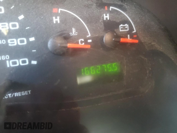 2004 Ford Econoline Cargo Recreational with VIN 1FTSS34P94HB39708, listed as a Copart auction lot 42161655 with 166,275 mi miles and Salvage Title. Bid and sale history available at carsss.com. Image 9.