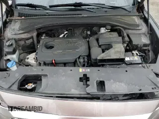 2019 Hyundai Santa Fe SE с VIN 5NMS2CAD6KH119549, выставлен на аукционе Copart как лот 82317885 с пробегом 130 910 миль миль и Списание • Salvage title. История ставок и продаж доступна на DreamBid. Изображение 16.