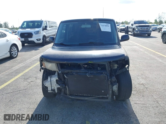 2006 Scion xB z VIN JTLKT324264043245, wystawiony jako IAAI lot #42137892 z przebiegiem 210 885 mil mil oraz . Historia ofert i sprzedaży dostępna na DreamBid. Obrazek 6.