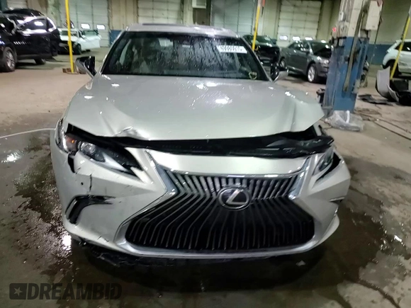 2020 Lexus ES with VIN 58ADZ1B16LU052379, listed as a Copart auction lot 49985915 with 107,802 mi miles and Clean Title. Bid and sale history available at carsss.com. Image 13.