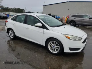 2015 Ford Focus SE with VIN 1FADP3F20FL280829, listed as a Copart auction lot 87031114 with 0 mi miles and Non Repairable. Bid and sale history available at carsss.com. Image 4.
