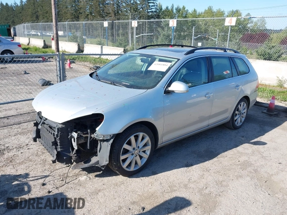 2013 Volkswagen Jetta SportWagen TDI with VIN 3VWPL7AJ3DM615826, listed as a IAAI auction lot 42081884 with 153,406 mi miles. Bid and sale history available at carsss.com. Image 2.