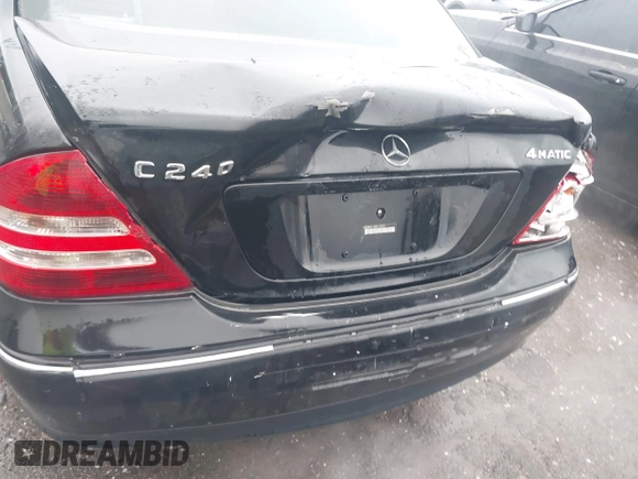 2005 Mercedes-Benz C 240 z VIN WDBRF81J25F610335, wystawiony jako IAAI lot #41537990 z przebiegiem 207 104 mil mil oraz . Historia ofert i sprzedaży dostępna na DreamBid. Obrazek 6.