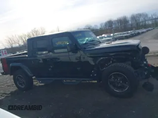 2022 Jeep Gladiator Texas Trail with VIN 1C6HJTAG1NL152167, listed as a IAAI auction lot 40815298 with 1,111 mi miles. Bid and sale history available at carsss.com. Image 13.
