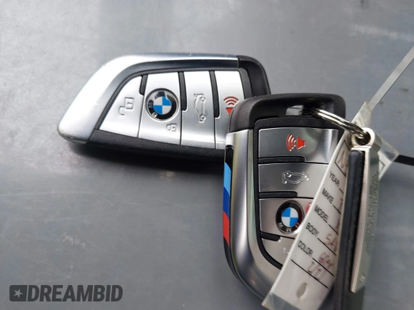 2022 BMW X6 xDrive40i z VIN 5UXCY6C08N9N30013, wystawiony jako IAAI lot #41772245 z przebiegiem 23 198 mil mil oraz . Historia ofert i sprzedaży dostępna na DreamBid. Obrazek 11.