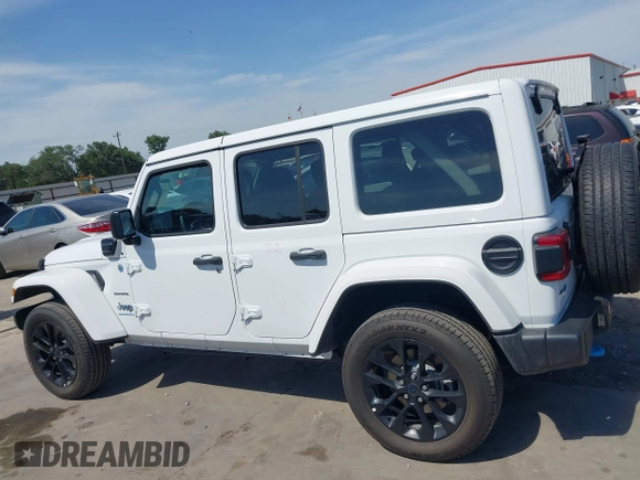 2024 Jeep Wrangler Sahara with VIN 1C4RJXP64RW225507, listed as a IAAI auction lot 42245973 with 45,984 mi miles and . Bid and sale history available at DreamBid. Image 14.