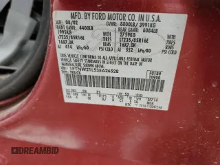 2003 Ford F-250 XL с VIN 1FTNW21L53EA26528, выставлен на аукционе Copart как лот 53901195 с пробегом 175 578 миль миль и Списание • Salvage title. История ставок и продаж доступна на DreamBid. Изображение 12.