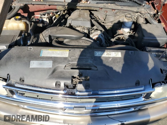 2000 Chevrolet Suburban LT with VIN 3GNEC16T0YG204106, listed as a Copart auction lot 82812134 with 211,674 mi miles and Salvage Title. Bid and sale history available at carsss.com. Image 12.