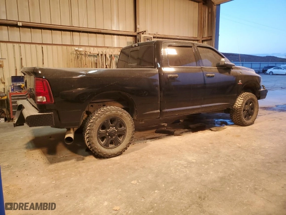 2014 Ram 2500 SLT with VIN 3C6UR5DLXEG270503, listed as a Copart auction lot 83598754 with 202,892 mi miles and Salvage Title. Bid and sale history available at carsss.com. Image 3.
