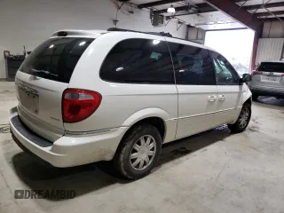 2005 Chrysler Town & Country Touring with VIN 2C4GP54L75R429838, listed as a Copart auction lot 45456964 with 157,996 mi miles and Salvage Title. Bid and sale history available at DreamBid. Image 3.
