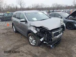 2019 Kia Sorento LX with VIN 5XYPGDA33KG508972, listed as a IAAI auction lot 41511319 with 88,285 mi miles. Bid and sale history available at carsss.com. Image 1.