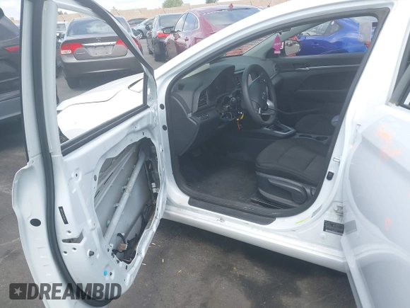 2019 Hyundai Elantra SE with VIN 5NPD74LF8KH466771, listed as a IAAI auction lot 41939834 with 68,062 mi miles and . Bid and sale history available at DreamBid. Image 5.