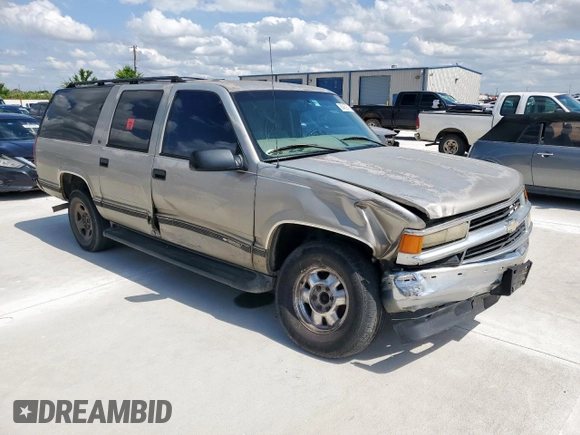 1999 Chevrolet Suburban z VIN 1GNFK16R9XJ573510, wystawiony jako Copart lot #58450815 z przebiegiem 287 235 mil mil oraz Szkoda całkowita • Salvage title. Historia ofert i sprzedaży dostępna na DreamBid. Obrazek 4.