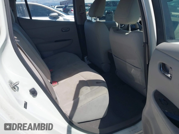 2011 Nissan LEAF SL-e z VIN JN1AZ0CP1BT007790, wystawiony jako IAAI lot #41943215 z przebiegiem 62 468 mil mil oraz . Historia ofert i sprzedaży dostępna na DreamBid. Obrazek 8.