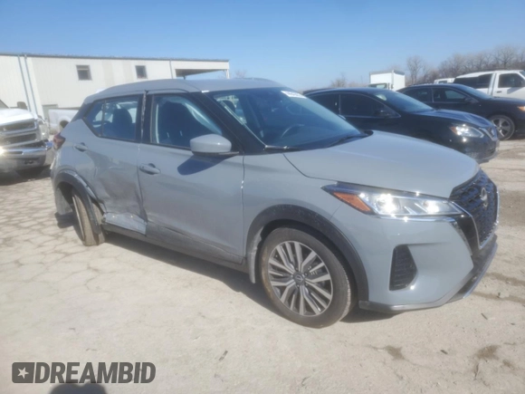 2024 Nissan Kicks SV with VIN 3N1CP5CVXRL554615, listed as a Copart auction lot 44043855 with 2,214 mi miles and Salvage Title. Bid and sale history available at carsss.com. Image 4.
