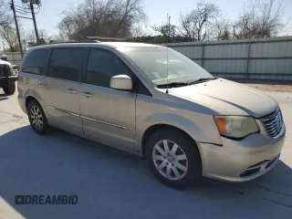2015 Chrysler Town & Country Touring with VIN 2C4RC1BG0FR730519, listed as a Copart auction lot 48989575 with 253,447 mi miles and Clean Title. Bid and sale history available at carsss.com. Image 4.