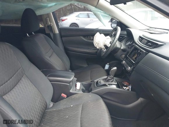 2017 Nissan Rogue SL with VIN 5N1AT2MT7HC863864, listed as a IAAI auction lot 41257835 with 167,597 mi miles. Bid and sale history available at carsss.com. Image 5.