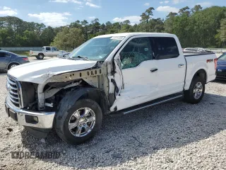2015 Ford F-150 XLT with VIN 1FTEW1EF8FKE03678, listed as a Copart auction lot 52814335 with 229,133 mi miles and Salvage Title. Bid and sale history available at carsss.com. Image 1.