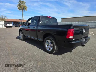 2019 Ram 1500 Tradesman z VIN 1C6RR7FG4KS608001, wystawiony jako Copart lot #54559935 z przebiegiem 53 356 mil mil oraz Szkoda całkowita • Salvage title. Historia ofert i sprzedaży dostępna na DreamBid. Obrazek 3.