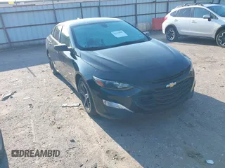 2019 Chevrolet Malibu LS z VIN 1G1ZB5ST2KF176109, wystawiony jako IAAI lot #42234698 z przebiegiem 121 274 mil mil oraz . Historia ofert i sprzedaży dostępna na DreamBid. Obrazek 1.