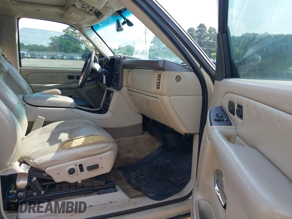 2006 Cadillac Escalade with VIN 1GYEK63N26R115482, listed as a IAAI auction lot 42406896 with 292,092 mi miles and . Bid and sale history available at DreamBid. Image 5.