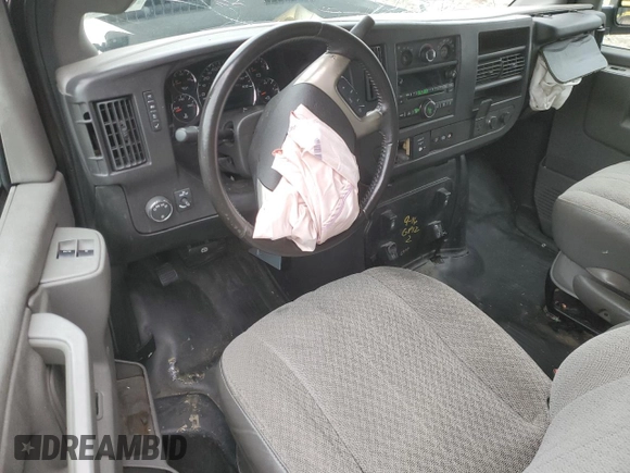 2016 Chevrolet Express Cargo Van with VIN 1GCWGAFGXG1158950, listed as a Copart auction lot 44547015 with 195,445 mi miles and Salvage Title. Bid and sale history available at carsss.com. Image 8.