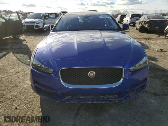 2017 Jaguar XE 35t Premium with VIN SAJAD4BV8HA961672, listed as a Copart auction lot 42923875 with 33,655 mi miles and Salvage Title. Bid and sale history available at DreamBid. Image 5.