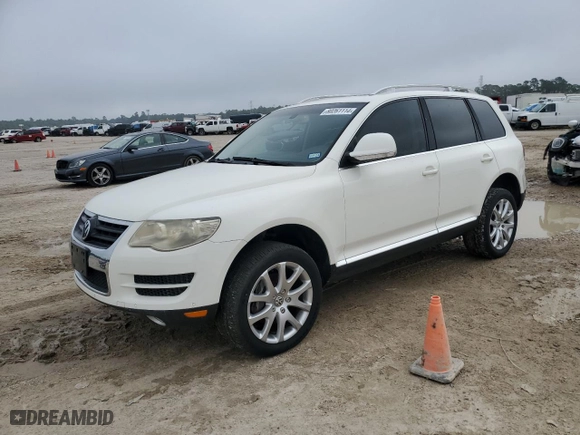 2009 Volkswagen Touareg 2 V6 with VIN WVGFM77L39D036063, listed as a Copart auction lot 80261114 with 90,655 mi miles and Clean Title. Bid and sale history available at carsss.com. Image 1.