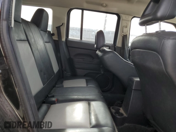 2008 Jeep Patriot Sport with VIN 1J8FF28W18D710437, listed as a Copart auction lot 45663715 with 220,999 mi miles and Salvage title. Bid and sale history available at DreamBid. Image 11.