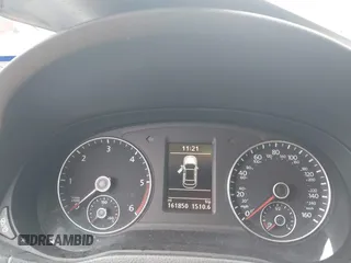 2015 Volkswagen Passat SEL Premium z VIN 1VWCV7A39FC076059, wystawiony jako IAAI lot #42067109 z przebiegiem 161 850 mil mil oraz . Historia ofert i sprzedaży dostępna na DreamBid. Obrazek 7.