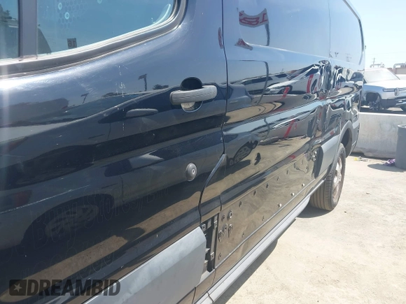 2017 Ford Transit with VIN 1FTYR2YM2HKB57718, listed as a IAAI auction lot 42000328 with 59,338 mi miles and . Bid and sale history available at DreamBid. Image 6.