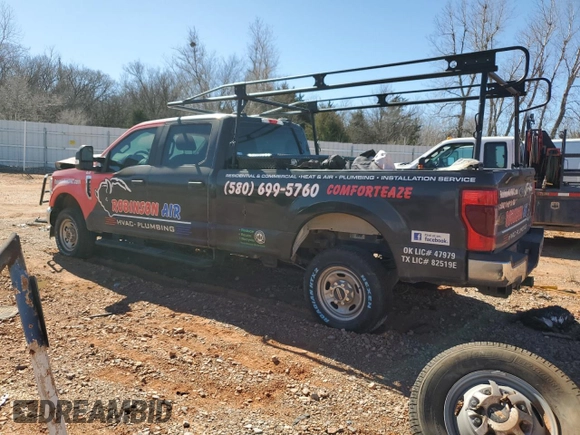 2020 Ford F-250 XL with VIN 1FT7W2B68LEC74418, listed as a Copart auction lot 46545705 with 32,946 mi miles and Salvage title. Bid and sale history available at DreamBid. Image 2.
