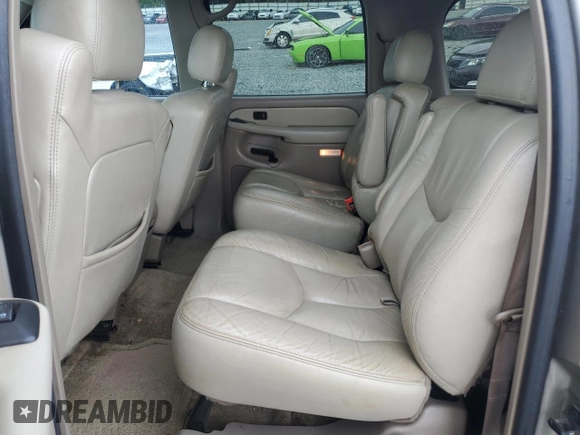 2003 Chevrolet Suburban LT with VIN 3GNEC16Z13G215015, listed as a Copart auction lot 71533544 with 430,252 mi miles and Salvage Title. Bid and sale history available at carsss.com. Image 11.