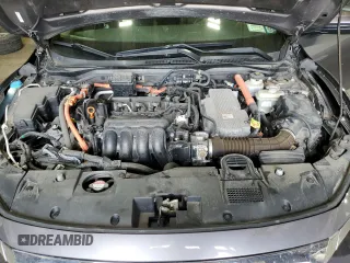2019 Honda Insight EX z VIN 19XZE4F56KE003823, wystawiony jako Copart lot #56842605 z przebiegiem 135 764 mil mil oraz Szkoda całkowita • Salvage title. Historia ofert i sprzedaży dostępna na DreamBid. Obrazek 11.