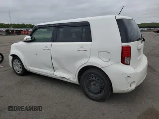 2015 Scion xB z VIN JTLZE4FE6FJ071116, wystawiony jako Copart lot #57822695 z przebiegiem 164 358 mil mil oraz Tytuł czysty. Historia ofert i sprzedaży dostępna na DreamBid. Obrazek 2.