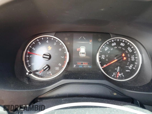 2021 Toyota RAV4 XLE with VIN 2T3W1RFV9MW166971, listed as a Copart auction lot 52300085 with 43,178 mi miles and Salvage Title. Bid and sale history available at carsss.com. Image 9.