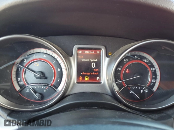 2017 Dodge Journey Crossroad Plus with VIN 3C4PDDGG4HT517717, listed as a Copart auction lot 63630415 with 103,021 mi miles and Clean title. Bid and sale history available at DreamBid. Image 9.